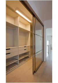Линейная гардеробная комната с дверями купе Махачкала